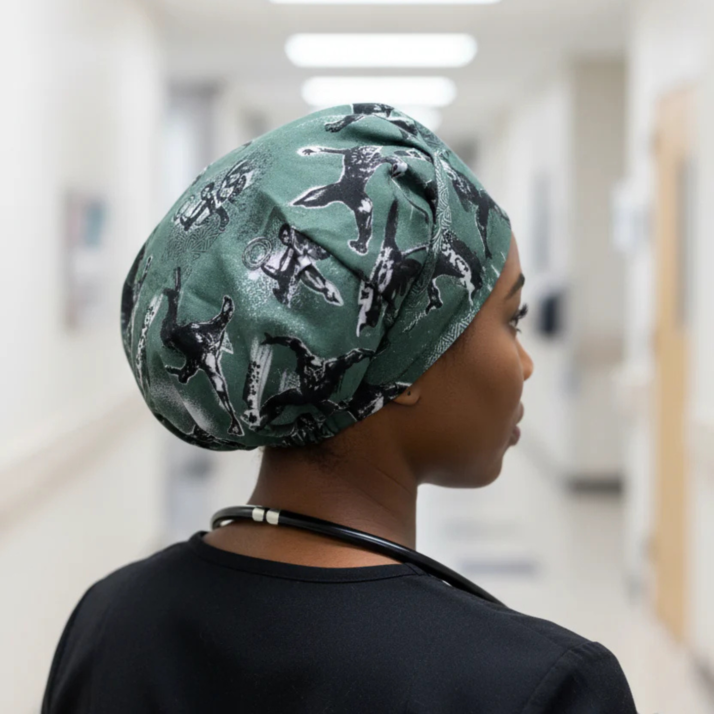 Black Panther Bonnet